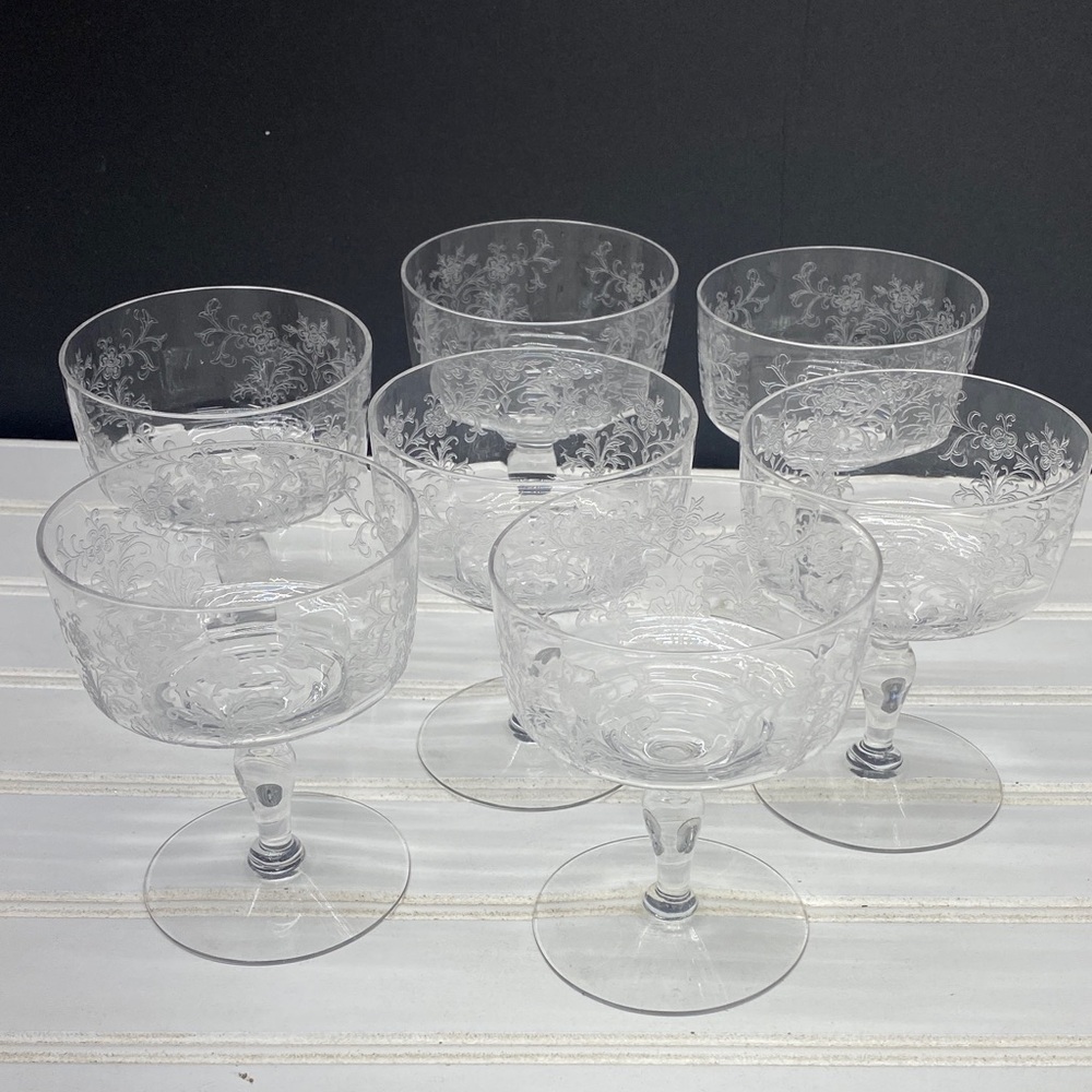 TIFFIN-FRANCISCAN Cordelia Clear Crystal Low Sherbet Glassware Set of Seven